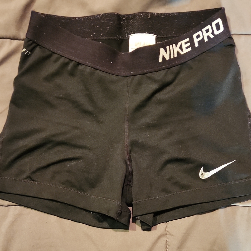 Nike Pro Women's Black  Volleyball Shorts, 3 Inch Inseam